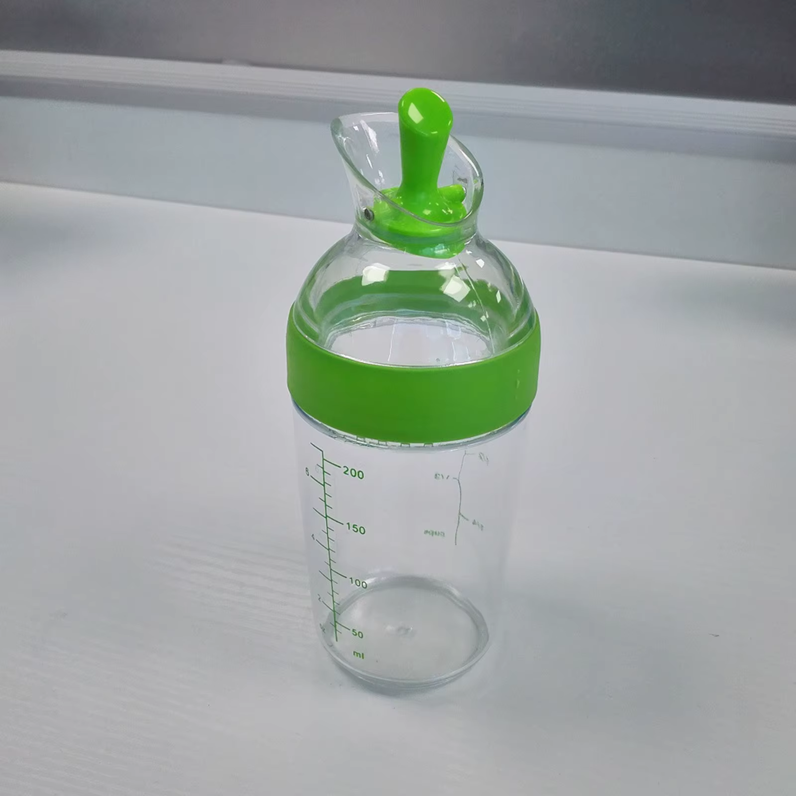 Conteneur de spanshaker à salade, bouteille d'émulsifiant, facile à verser avec mesure, centre comme