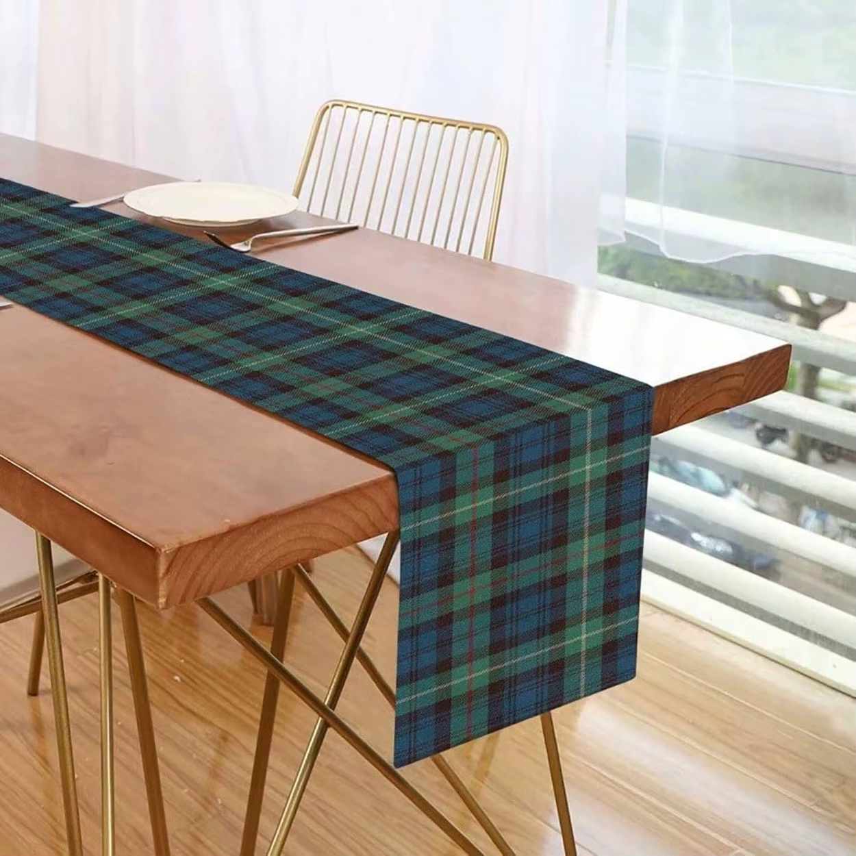 Chemin de table à motif tartan | Plaid noir bleu | Décor extérieur et d'automne | Polyvalent p
