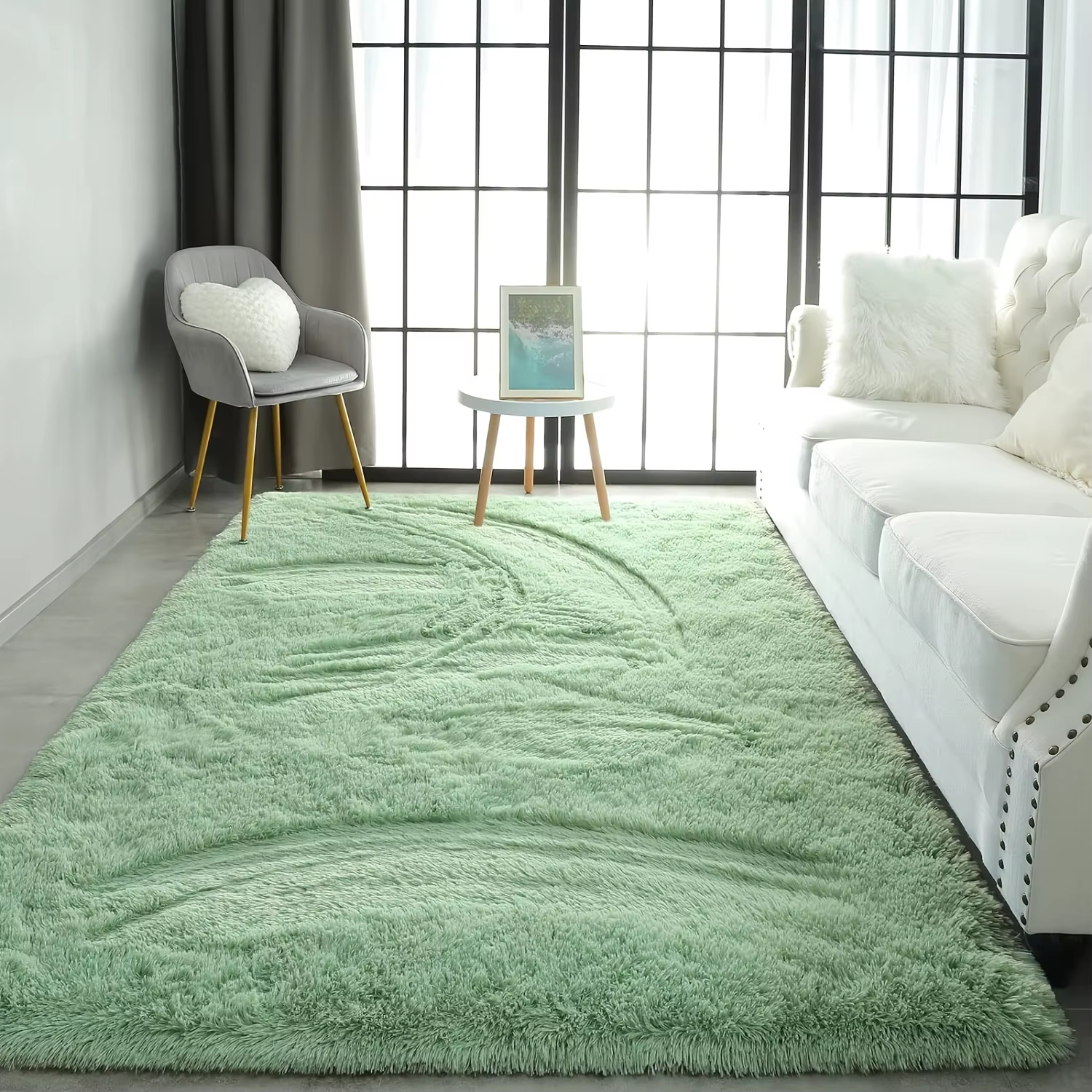 Un grand tapis moelleux adapté aux salons et aux chambres à coucher, doux et moelleux, parfait pour
