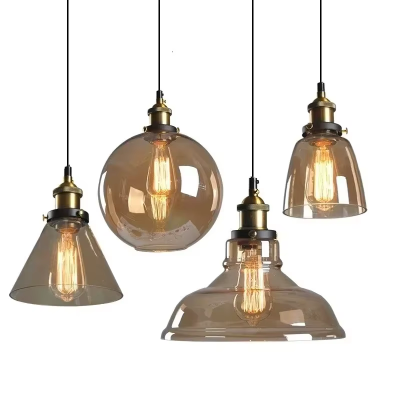 Le Loft nordique moderne chambre suspension avec clair gris ambre Vintage pendentif lumières salle à