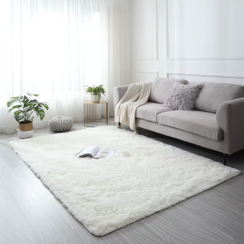 Tapis en peluche adapté au salon