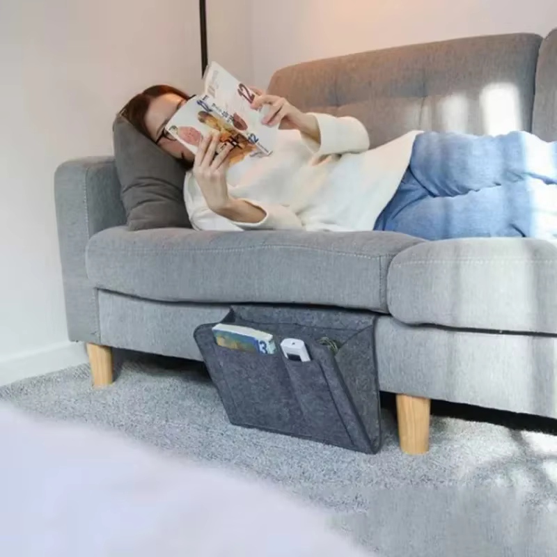Boîte de rangement suspendue en feutre pour dortoir, lit, canapé, chambre, tapis – Idéale pour CD, magazines, papeterie, blocs-notes, téléphones portables et autres articles divers