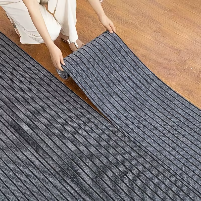 Tapis rayé uni antidérapant auto-adhésif