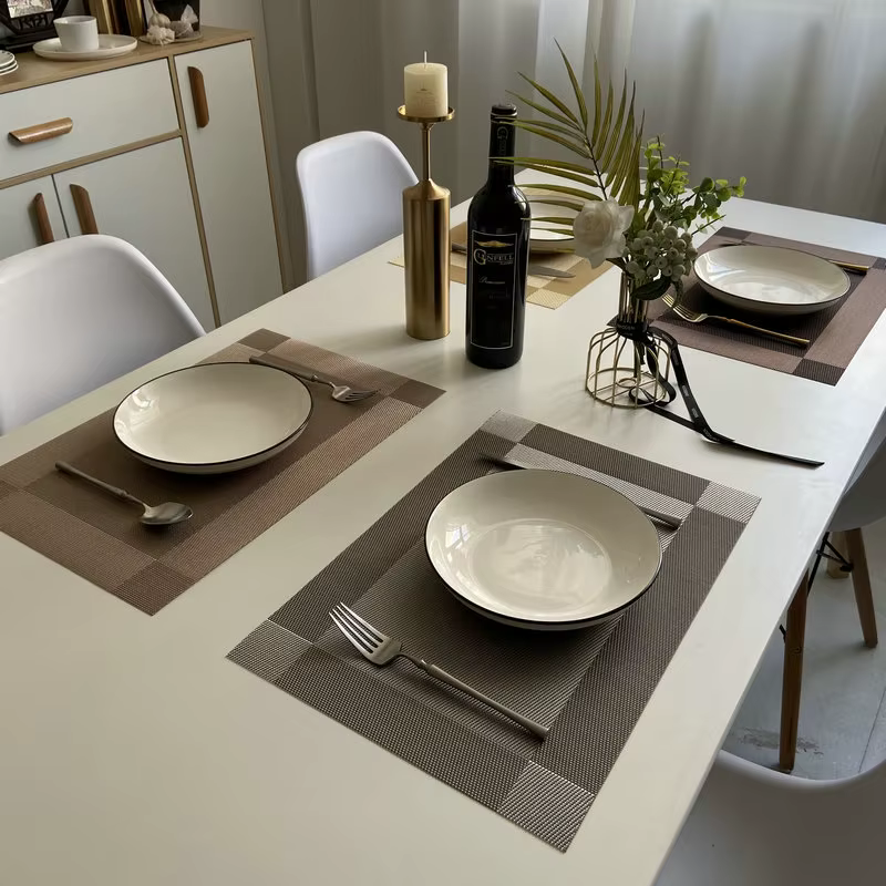 Ensemble de sets de table pour table de cuisine
