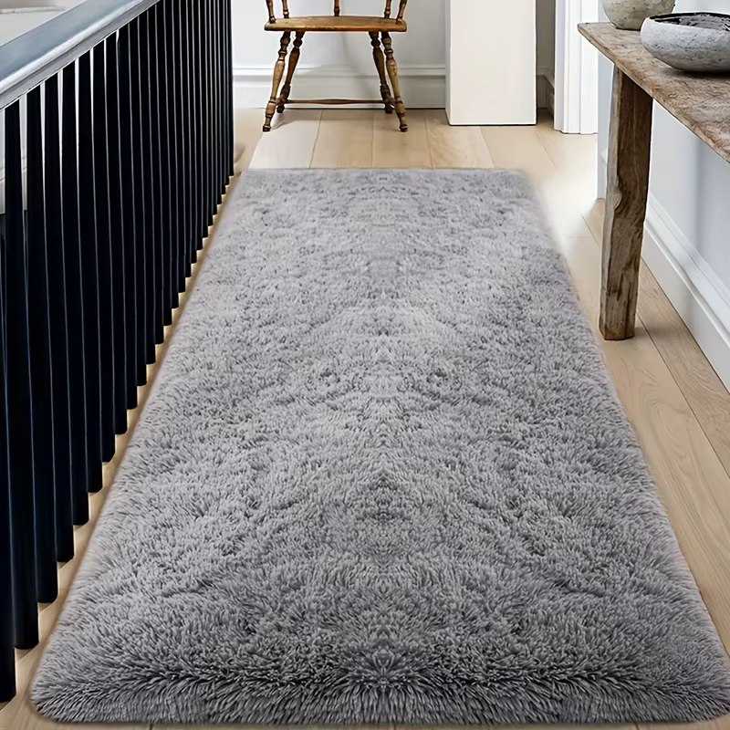 Tapis uni minimaliste VIKAMA