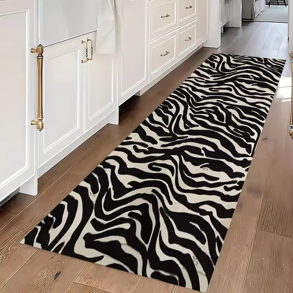Tapis de couloir long rose léopard antidérapant et lavable