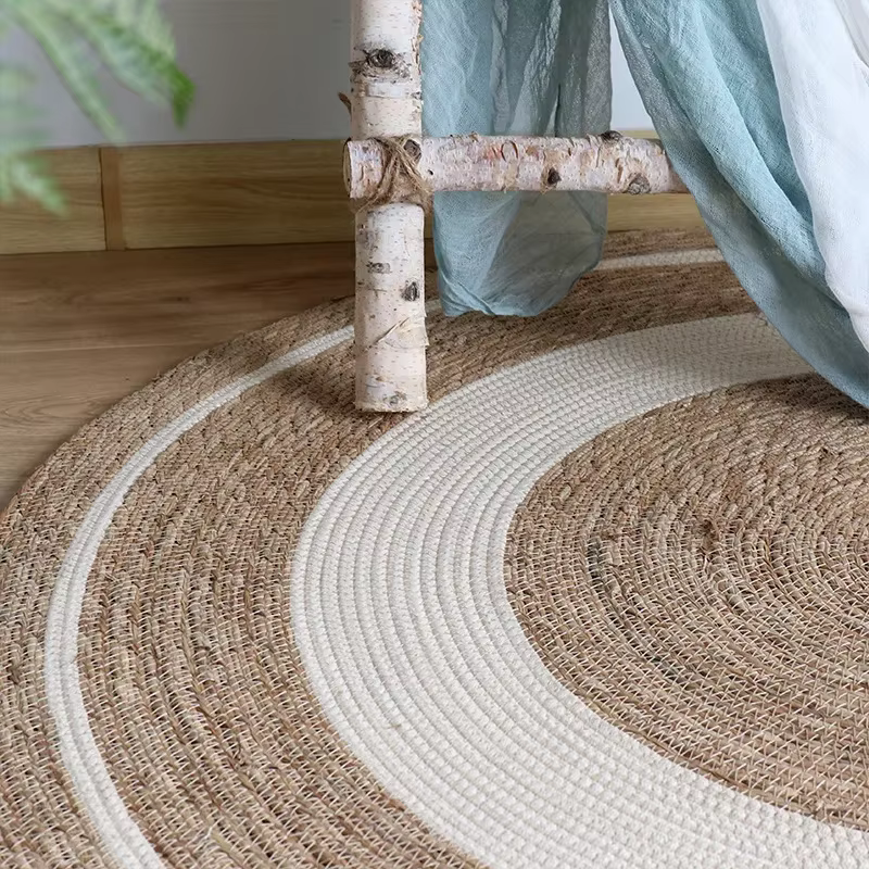 Tapis ovale en jute tressé, style bohème naturel, avec rayures blanches, lavable et antidérapant, pour salon et chambre.