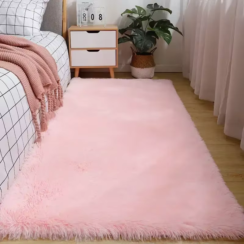 Tapis moelleux en peau de mouton blanc crème