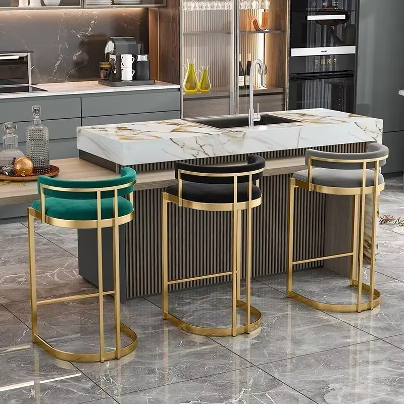 Tabouret de Bar de luxe à la mode, cadre en métal doré, rembourré, dossier incurvé, chaise haute moderne, comptoir d'îlot de cuisine à domicile, tabourets de Bar à manger