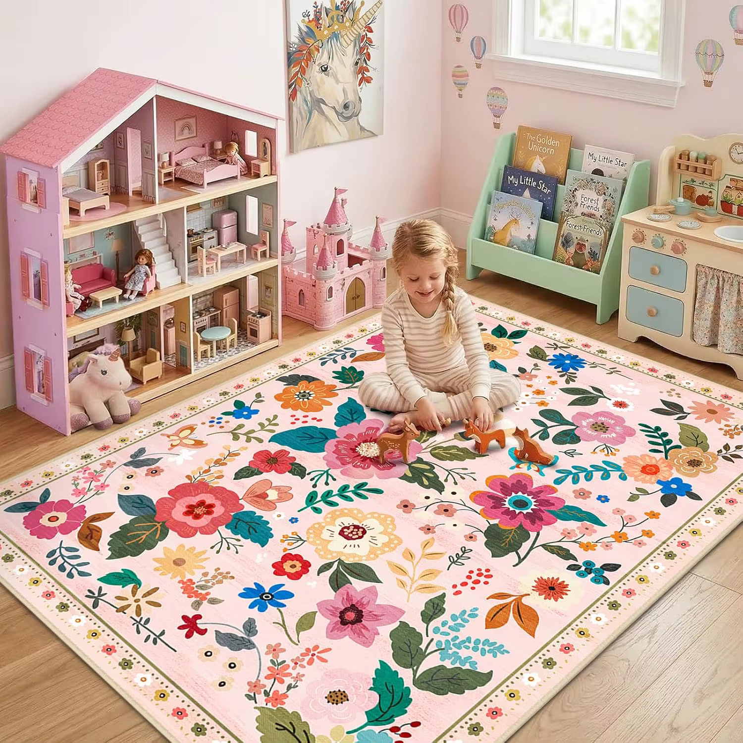 Tapis d'intérieur bohème rose à motifs floraux