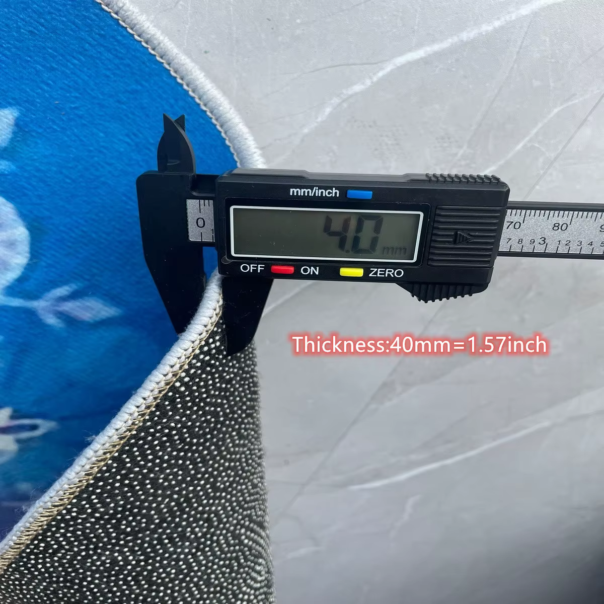 VIKAMA – tapis géométrique minimaliste