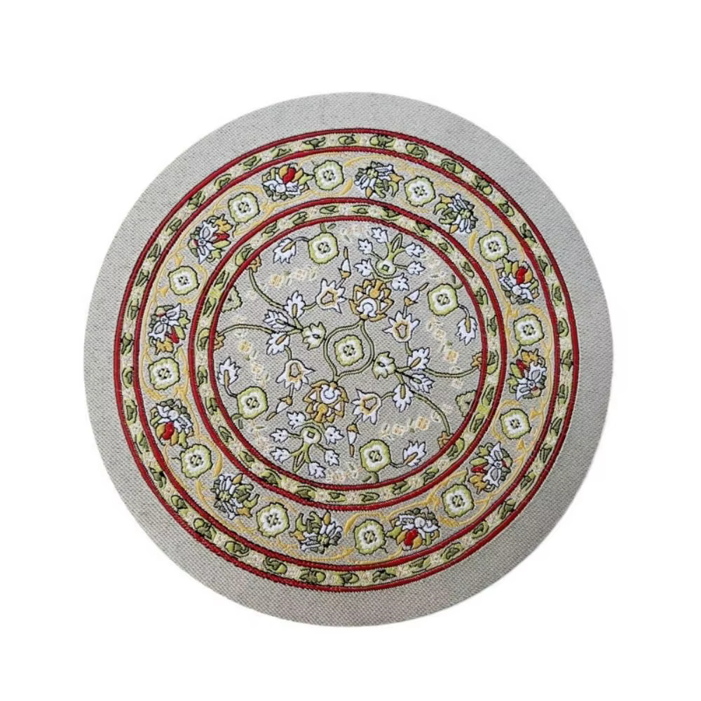 Tapis multicolore pour maison de poupée