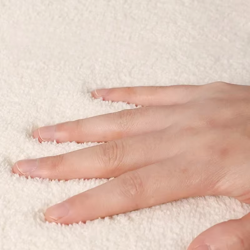 Tapis irrégulier style crème
