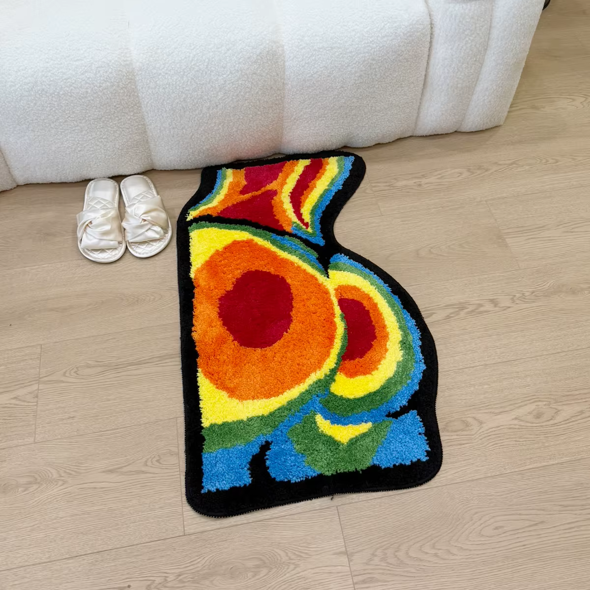 Tapis touffeté en forme de fesses arc-en-ciel
