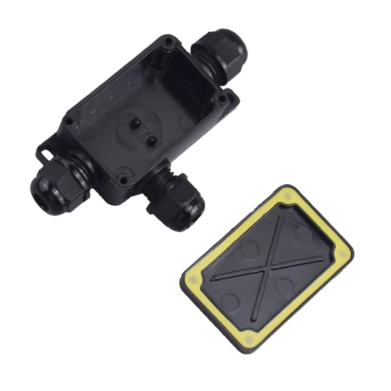 Boîte de jonction de connecteur de fil de câble électrique IP66 étanche extérieure à 3 voies avec boîte de jonction de Terminal 450V pour la lumière LED