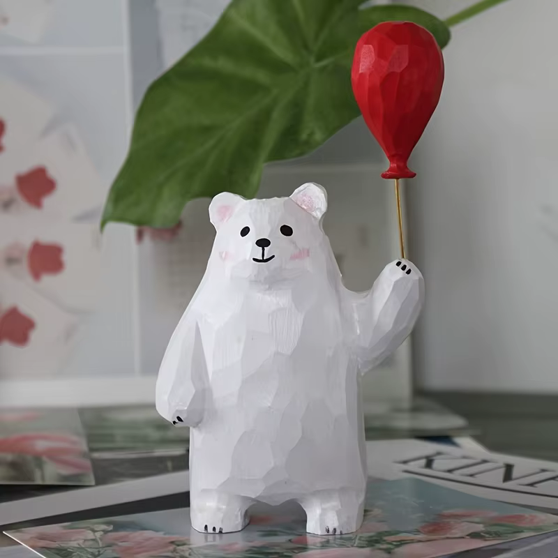 Figurine d'ours en bois avec ballon en forme de cœur – Décor de bureau fait à la main, idée cadeau mignonne.
