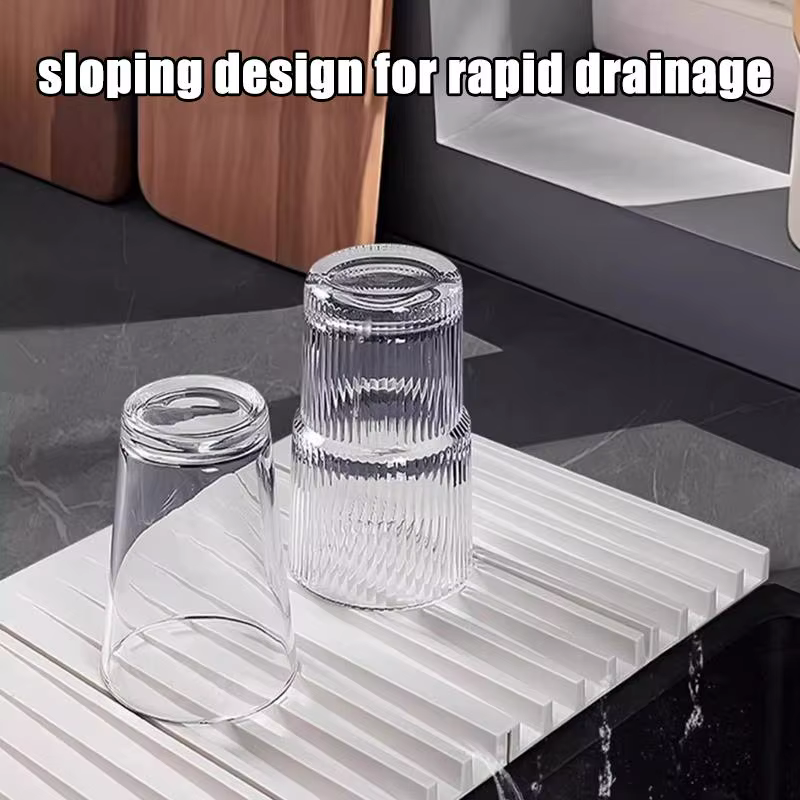 Tapis de drainage carré en silicone pour comptoirs de cuisine