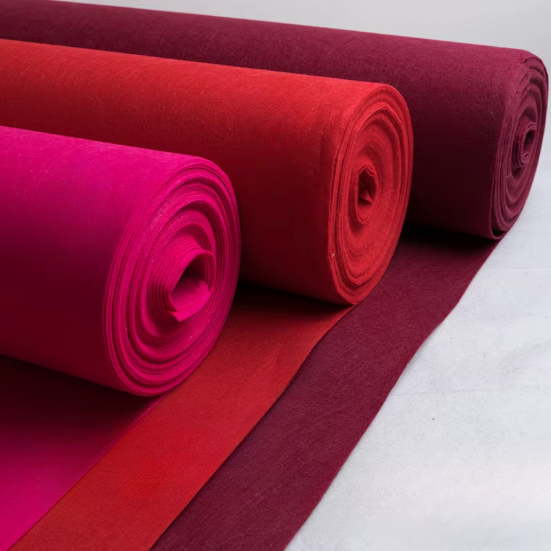 Tapis rouge jetable pour coureurs d'allée