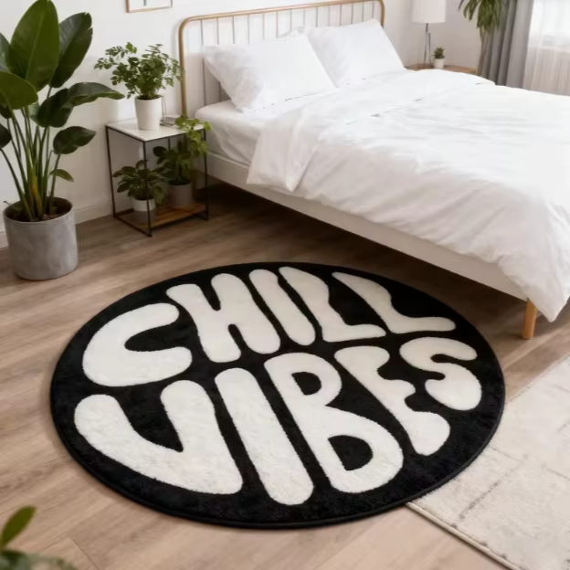 Tapis créatif noir et blanc à motif lettres pour chambre à coucher
