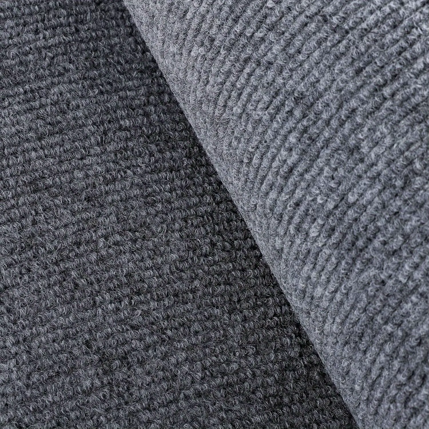 Tapis auto-adhésif pour salon