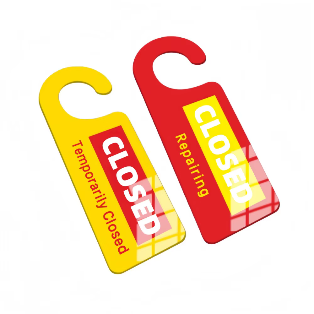 Cintre pour porte d'hôtel "Ne pas déranger", en matériau PVC durable et épais, avec une taille de 8 x 24 cm, adapté aux hôtels.