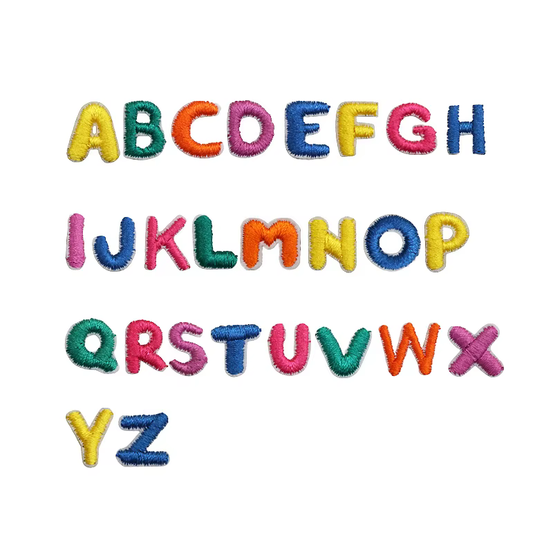 1 pièce Patch brodé lettres roses, thermocollant, applique alphabet, badge, accessoire DIY pour filles et femmes, pour vêtements, sacs, chaussures