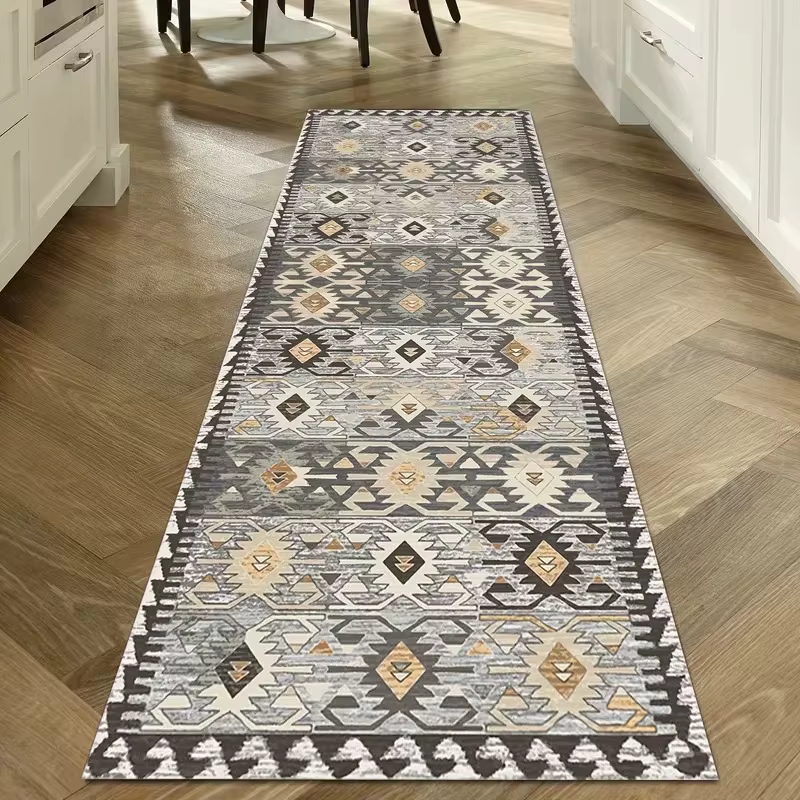 Tapis ethnique vintage VIKAMA - Antidérapant et durable