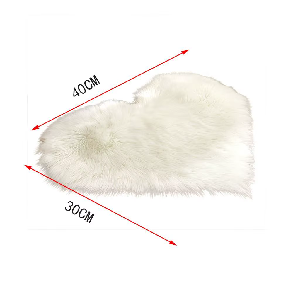Tapis Shaggy en forme de cœur en fausse laine lavable