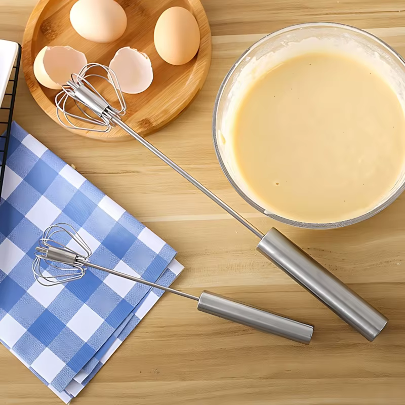 Fouet à œufs en acier inoxydable, mélangeur semi-automatique durable pour mélanger, remuer et battre la crème d'œufs sans effort, idéal pour la cuisine et la pâtisserie.