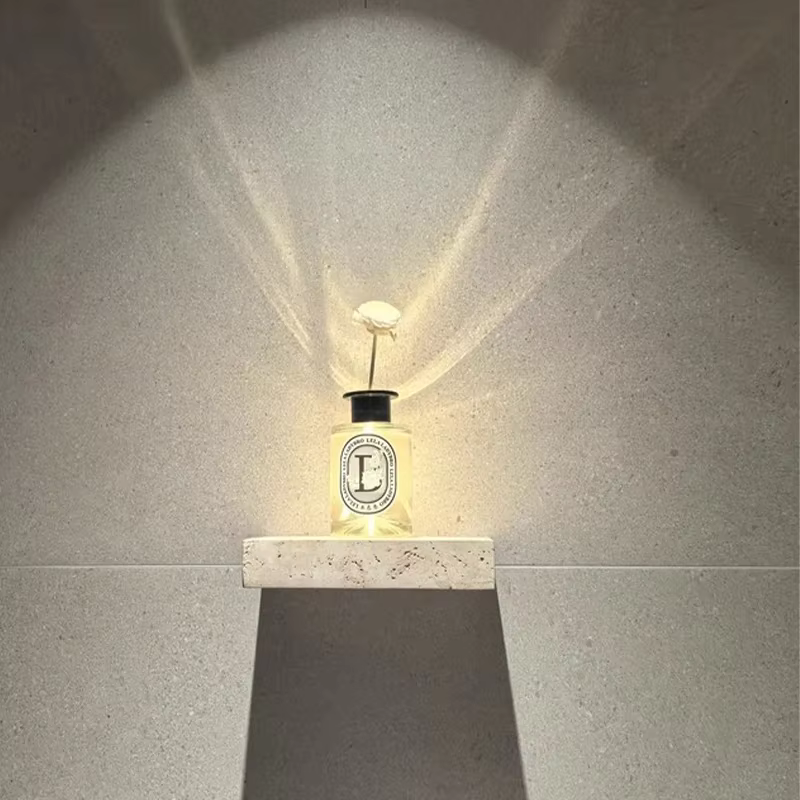Applique murale LED en travertin jaune