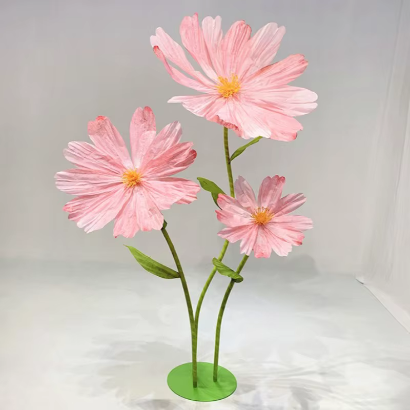 Fleurs artificielles géantes en papier