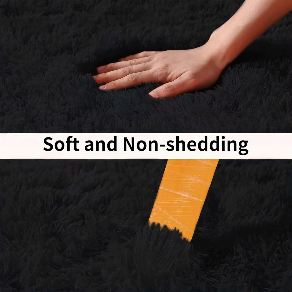 VIKAMA Petit tapis noir