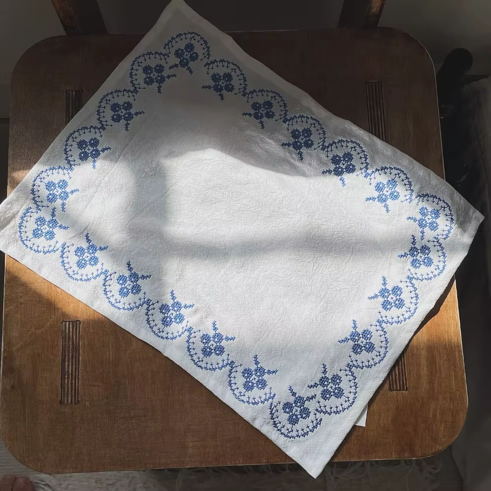 Napperons en pur coton rétro broderie tapis de repas 29*37 cm carré