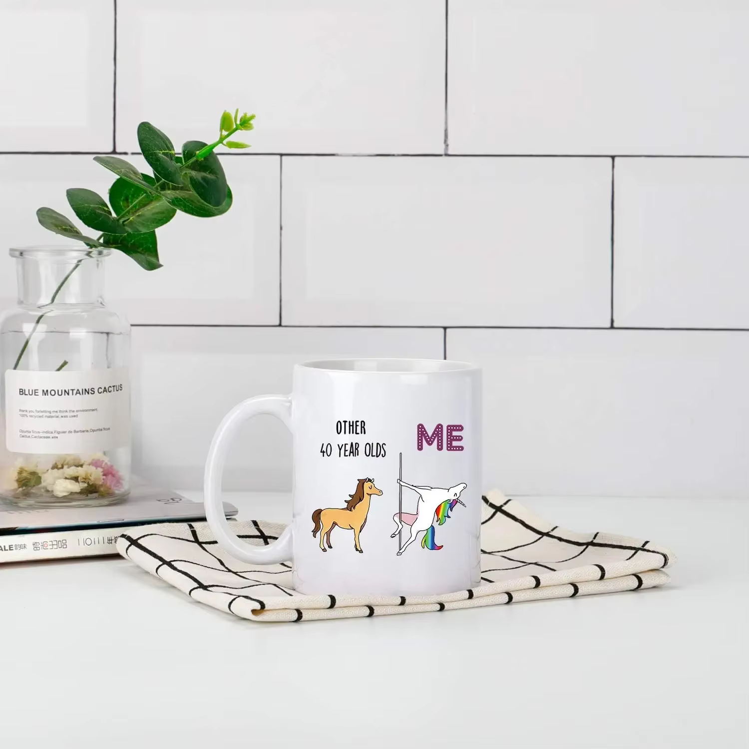 Tasses à café fantaisie pour femmes, cadeaux d'anniversaire drôles, cadeaux de Noël, 40e anniversaire, 11 oz, 1984