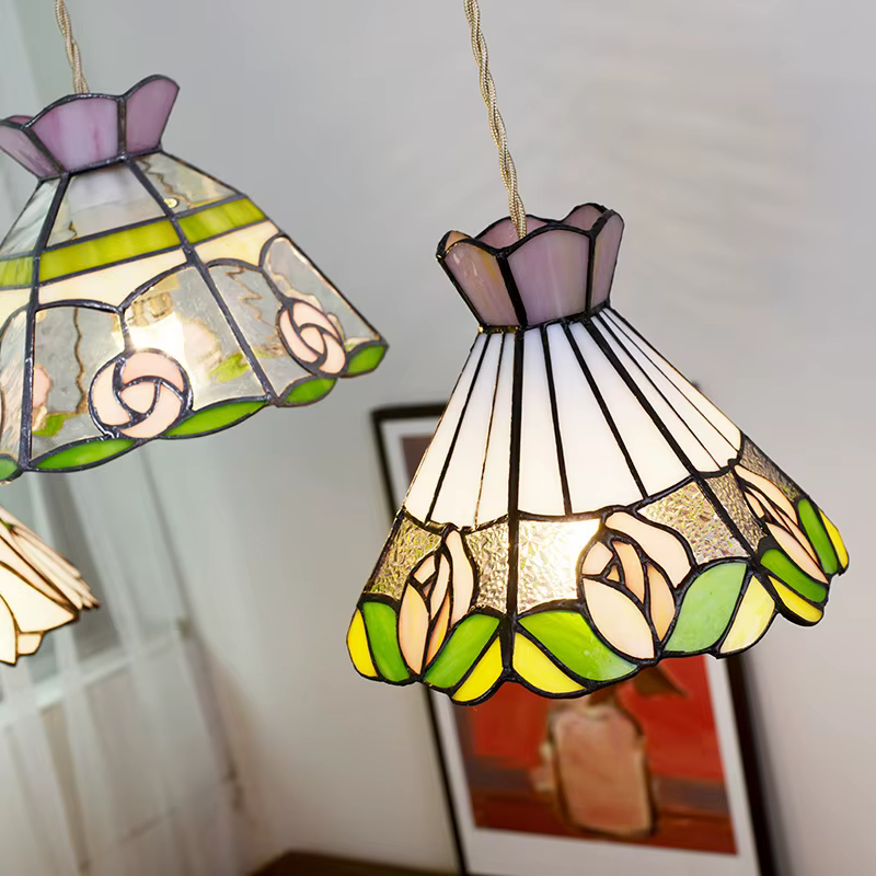 Lustre en verre coloré rétro européen, lampe à suspension, bar, restaurant, créatif, rural, chambre, balcon, confronlight, luminaire, intérieur Lustre en verre coloré rétro, lampe à suspension europée