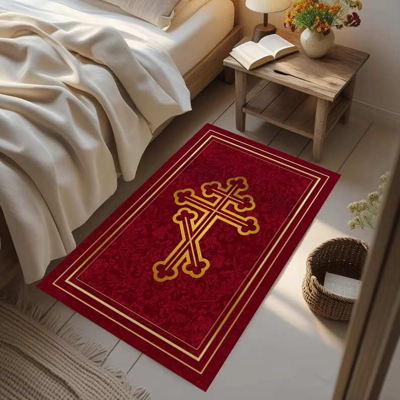 Tapis classique à motif grec et croix orthodoxe