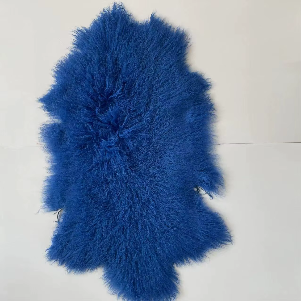 Peau d'agneau tibétaine bouclée pour chambre à coucher