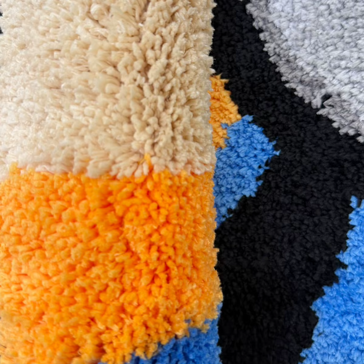 Tapis floqué touffeté rond vibrant en forme de CD