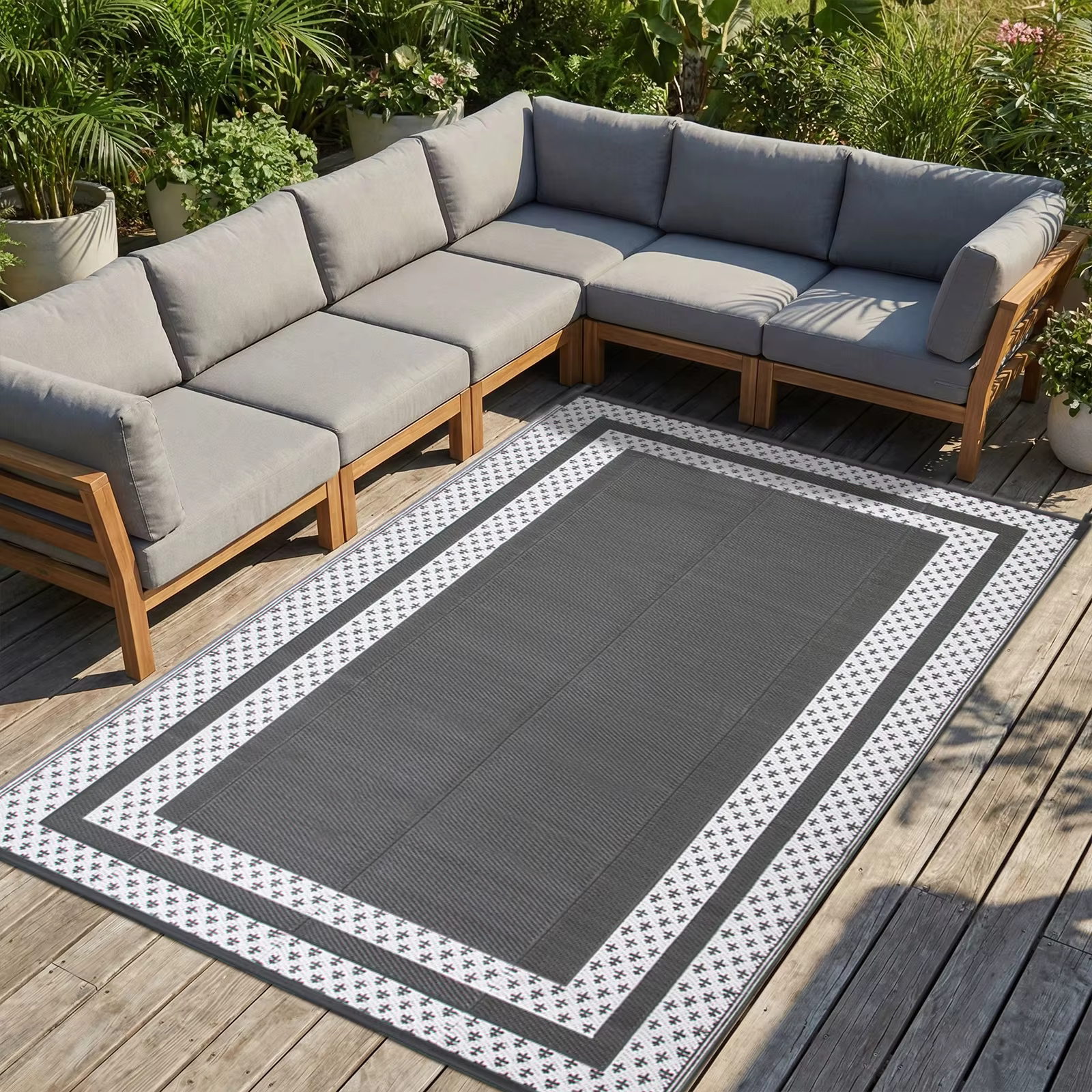 Tapis d'extérieur 6' x 9' avec chevilles au sol – Matériau PP durable