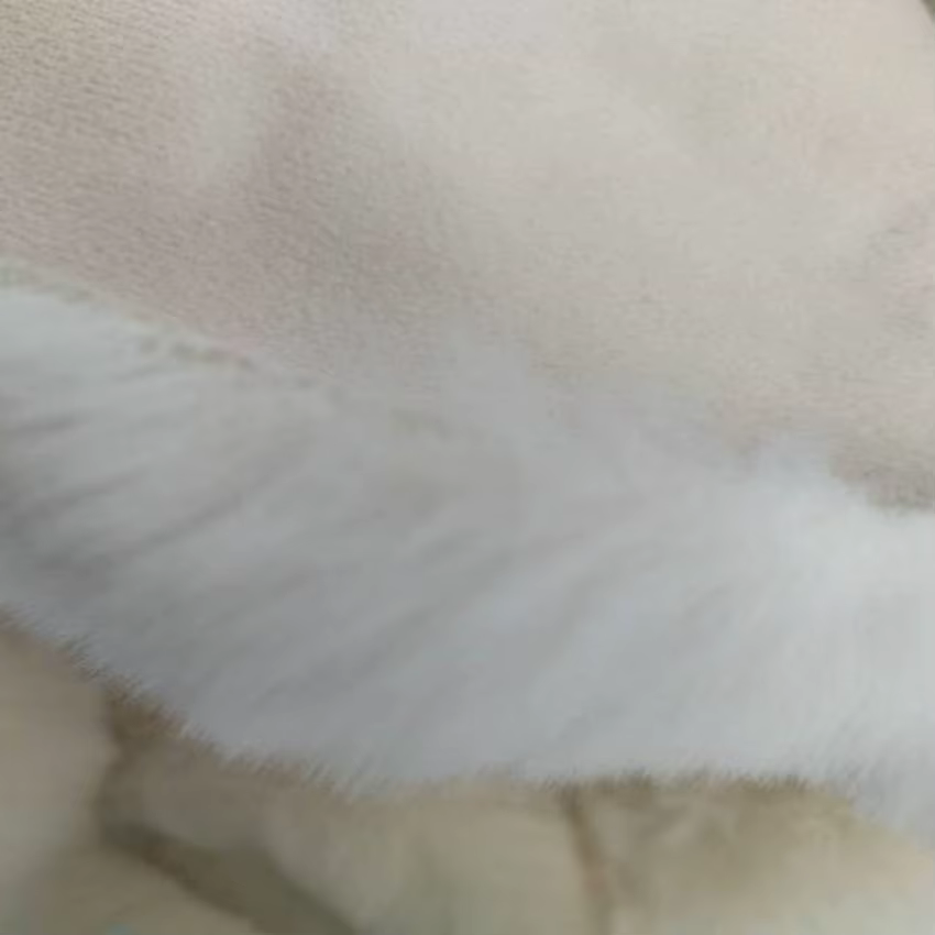 Tapis en fourrure de lapin