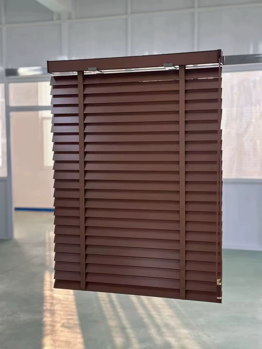 Nouveauté personnalisé de haute qualité bois rouleau aveugle épaississement volet roulant fenêtre ombre stores pour salon